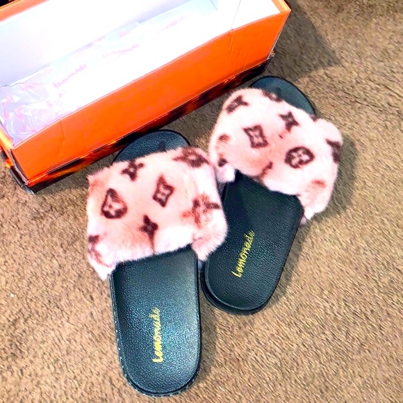 LEMONADE Base style Sandal 💗🖤💗 - Picture 5 of 7